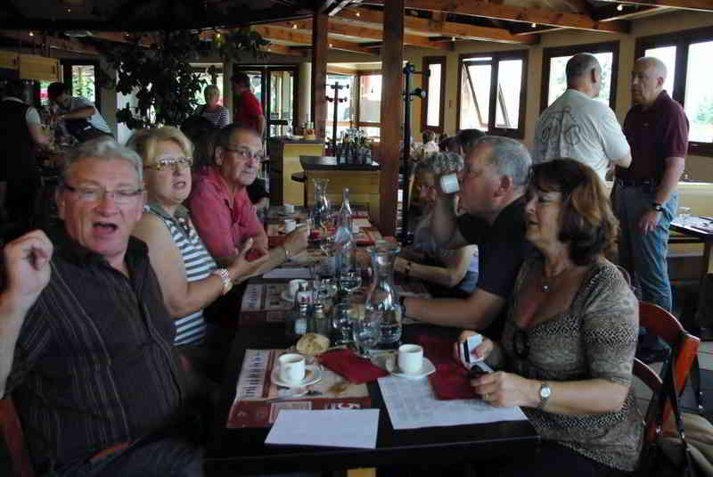 4_GASCOGNE 004 (Lauze).jpg - Premier repas